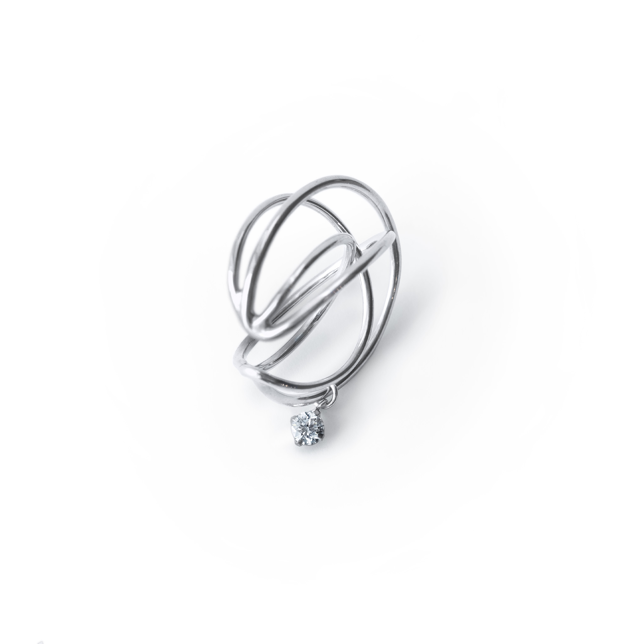 【即納】0.1ct ダイヤモンド・イヤーカフ【orbit】